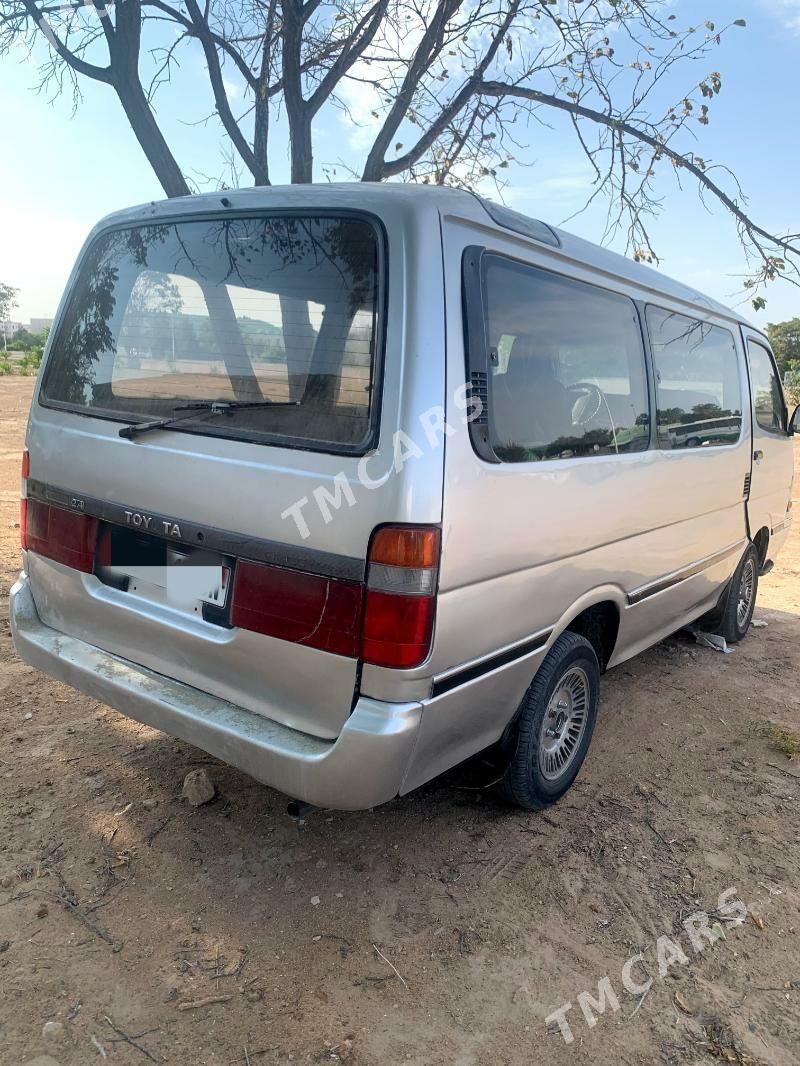 Toyota Hiace 1993 - 55 000 TMT - Türkmenbaşy - img 3