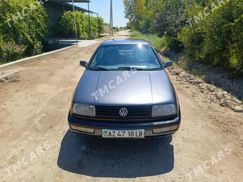 Volkswagen Jetta 1992 - 32 000 TMT - Farap - img 3