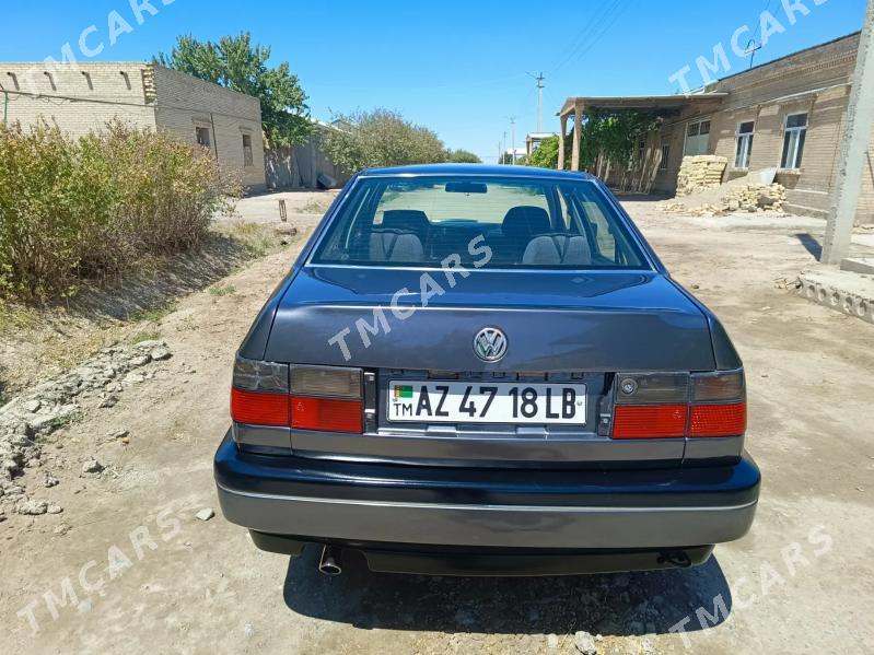 Volkswagen Jetta 1992 - 32 000 TMT - Farap - img 4