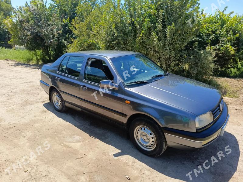 Volkswagen Jetta 1992 - 32 000 TMT - Farap - img 2