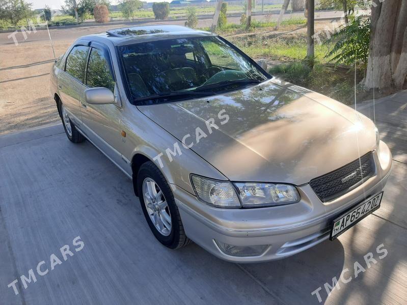 Toyota Camry 2001 - 230 000 TMT - Кёнеургенч - img 6