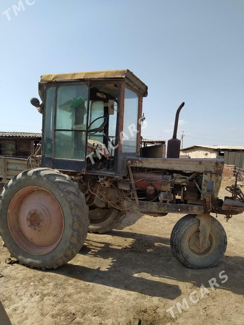 MTZ T-28 1980 - 22 000 TMT - Ýaşlyk - img 2