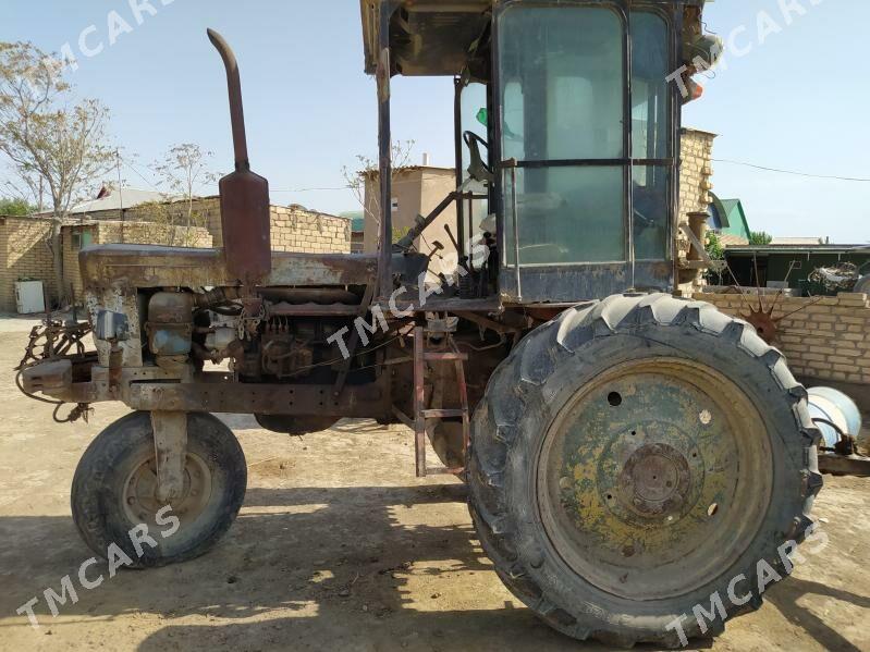 MTZ T-28 1980 - 22 000 TMT - Ýaşlyk - img 3