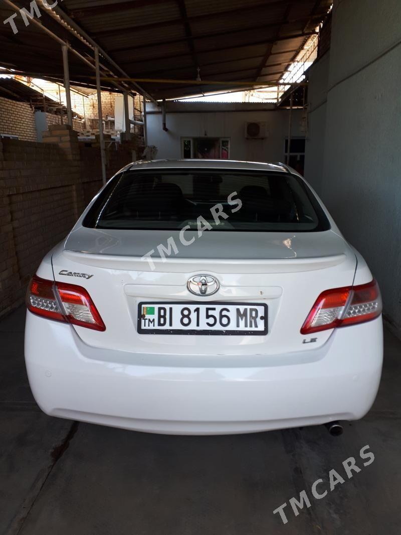 Toyota Camry 2011 - 128 000 TMT - Мары - img 2