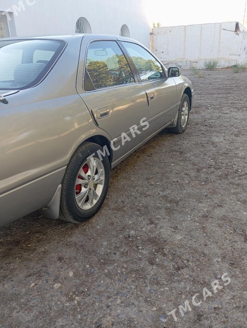 Toyota Camry 2000 - 112 000 TMT - Газаджак - img 2