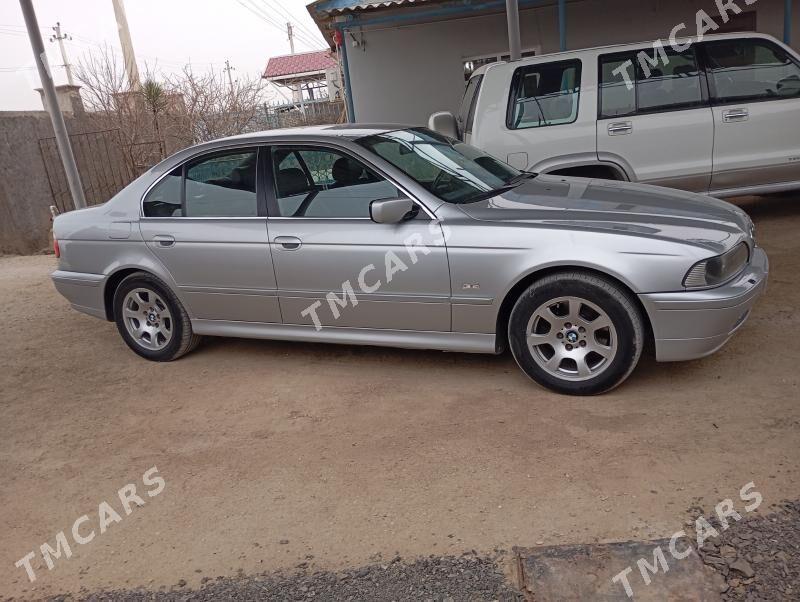 BMW E39 1998 - 60 000 TMT - Jebel - img 2