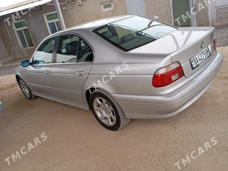 BMW E39 1998 - 60 000 TMT - Jebel - img 3