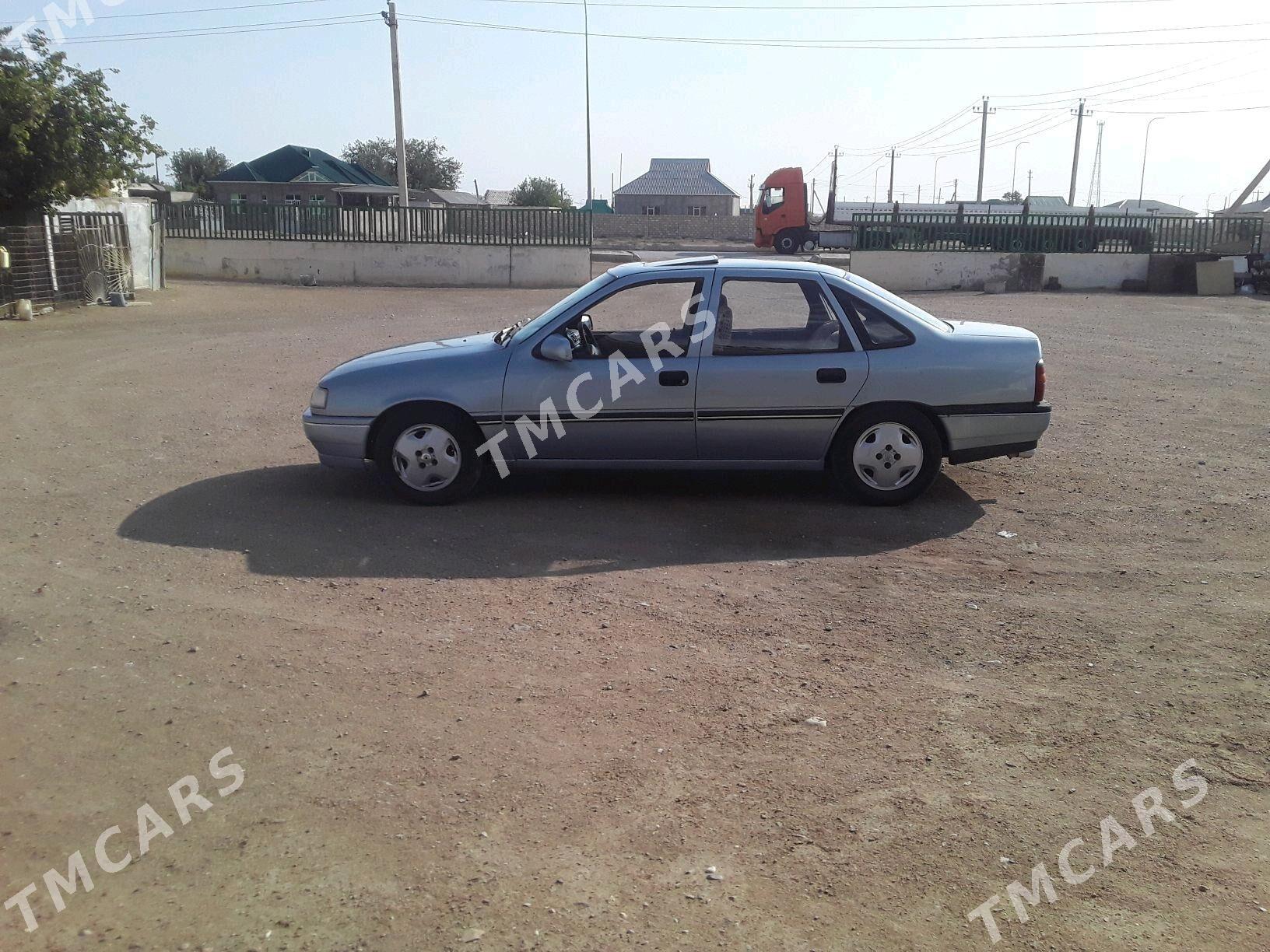 Opel Vectra 2001 - 25 000 TMT - Türkmenbaşy - img 4