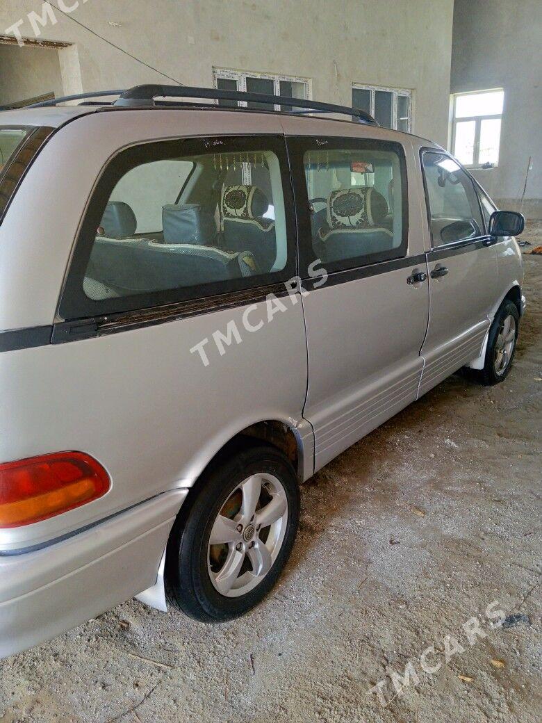 Toyota Previa 1996 - 65 000 TMT - Фарап - img 3