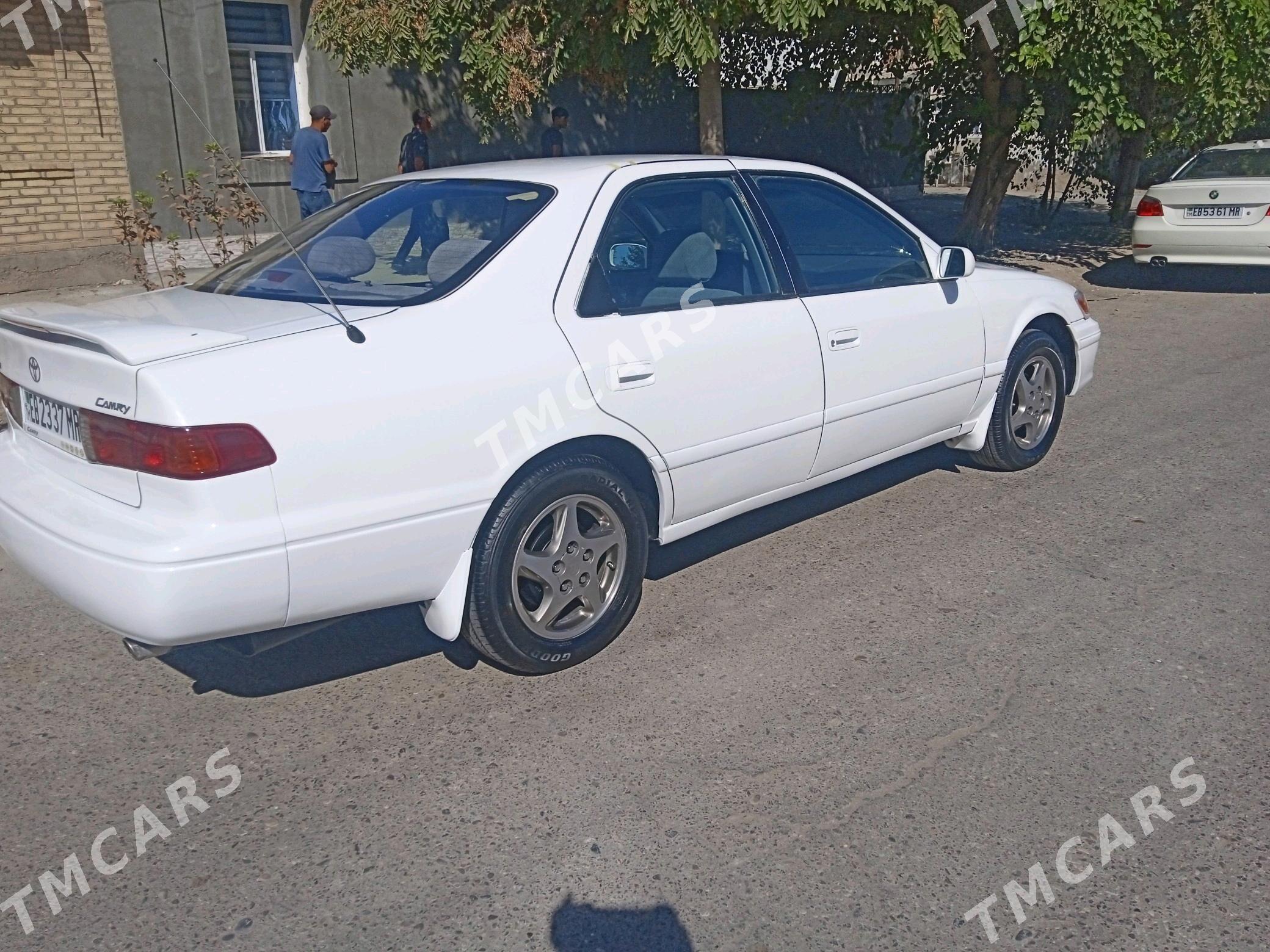 Toyota Camry 2000 - 95 000 TMT - Mary - img 3