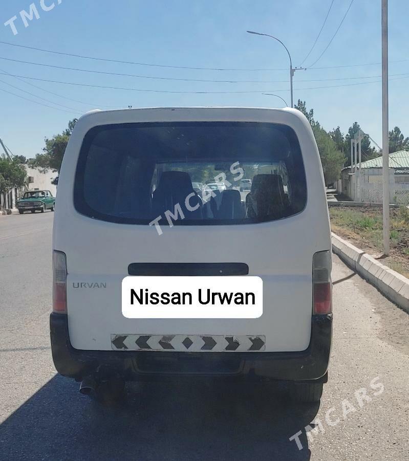 Nissan Urvan 2002 - 105 000 TMT - Туркменабат - img 3