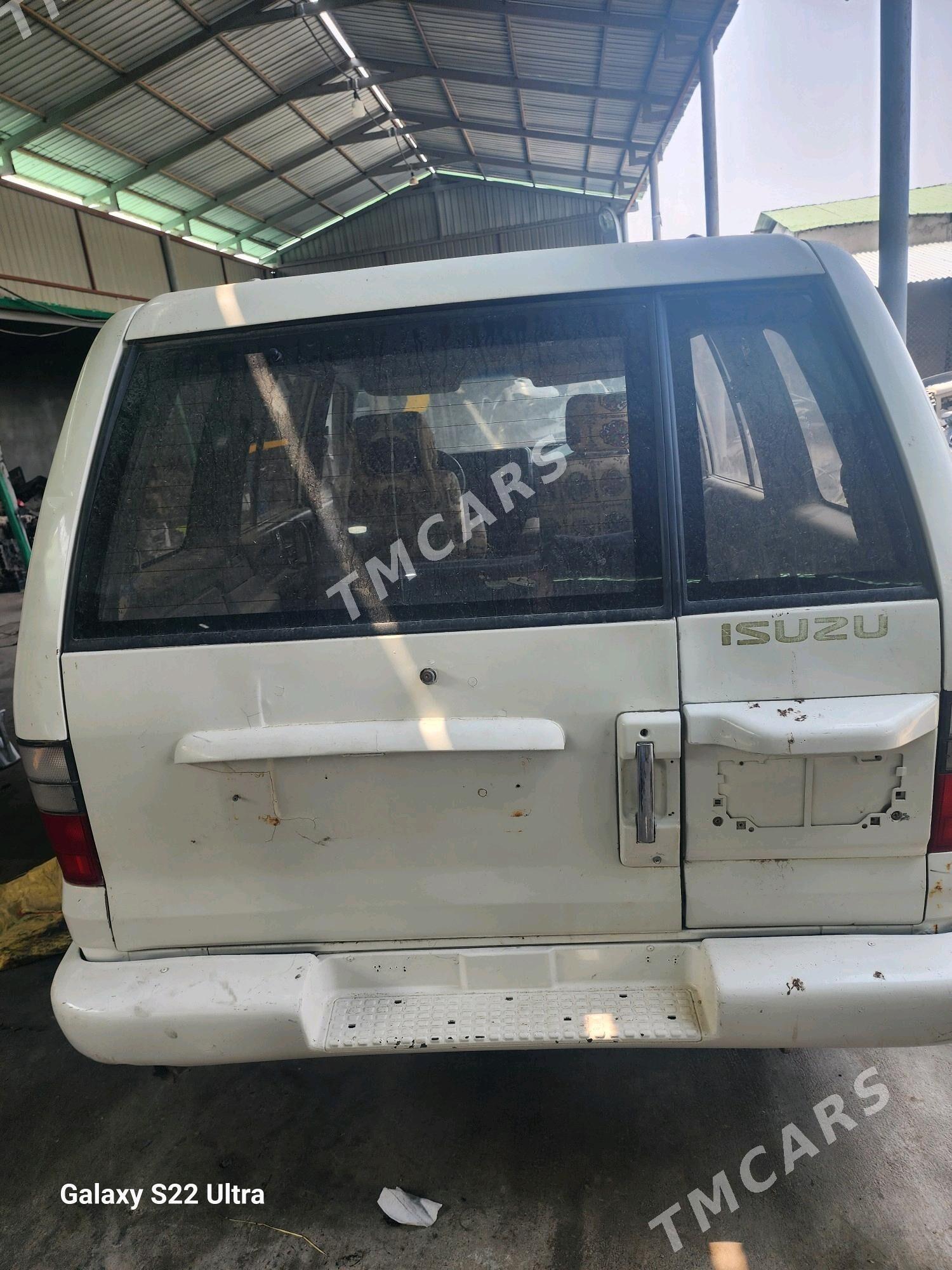 Isuzu Trooper 1996 - 25 000 TMT - Bagyr - img 3