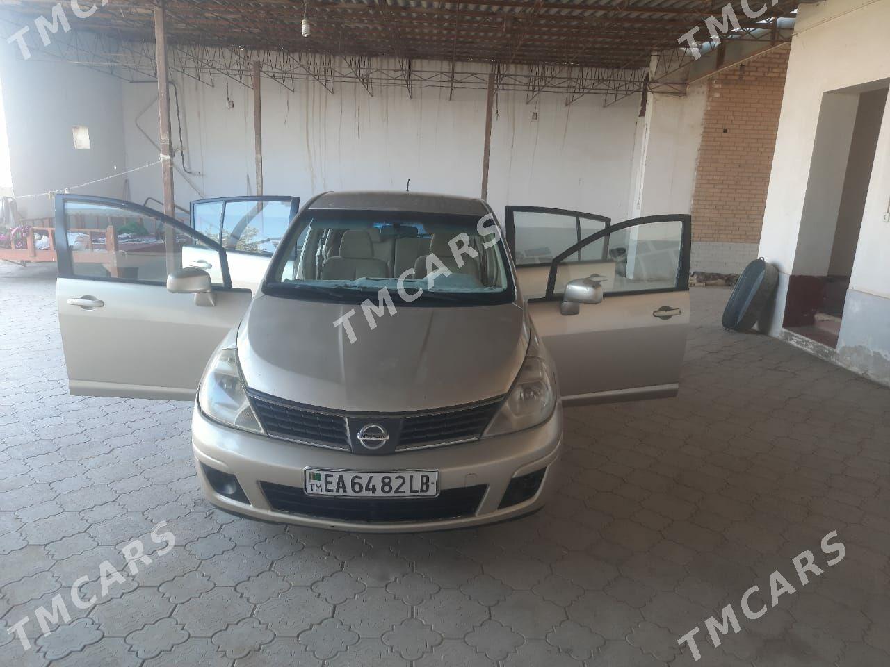 Nissan Tiida 2009 - 90 000 TMT - Халач - img 6