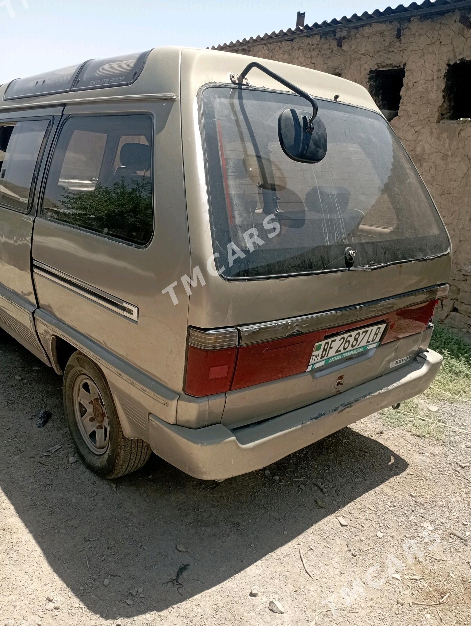 Toyota Town Ace 1991 - 20 000 TMT - Койтендаг - img 3