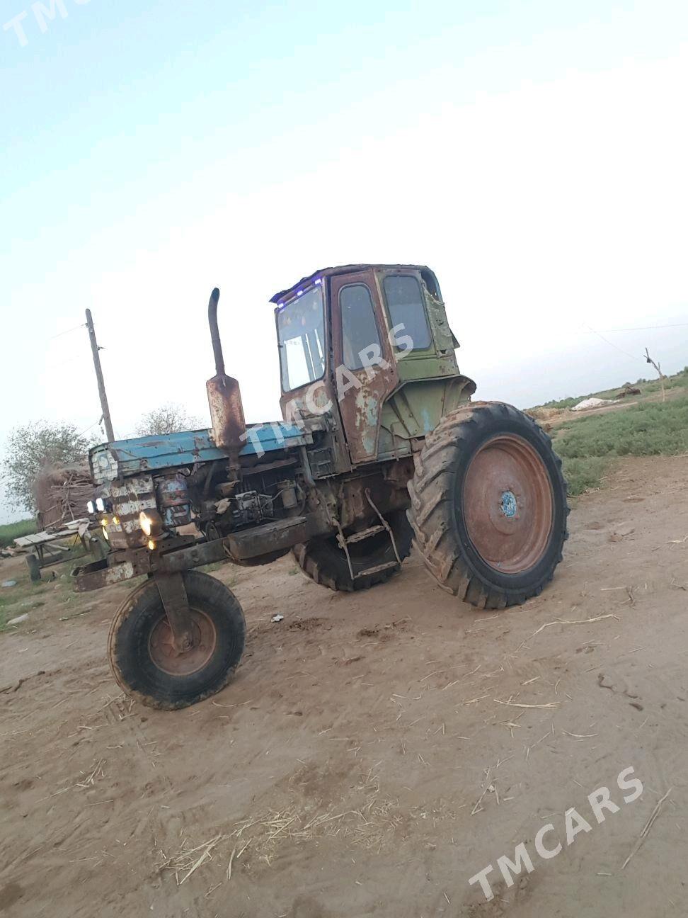 MTZ T-28 1986 - 30 000 TMT - Wekilbazar - img 4