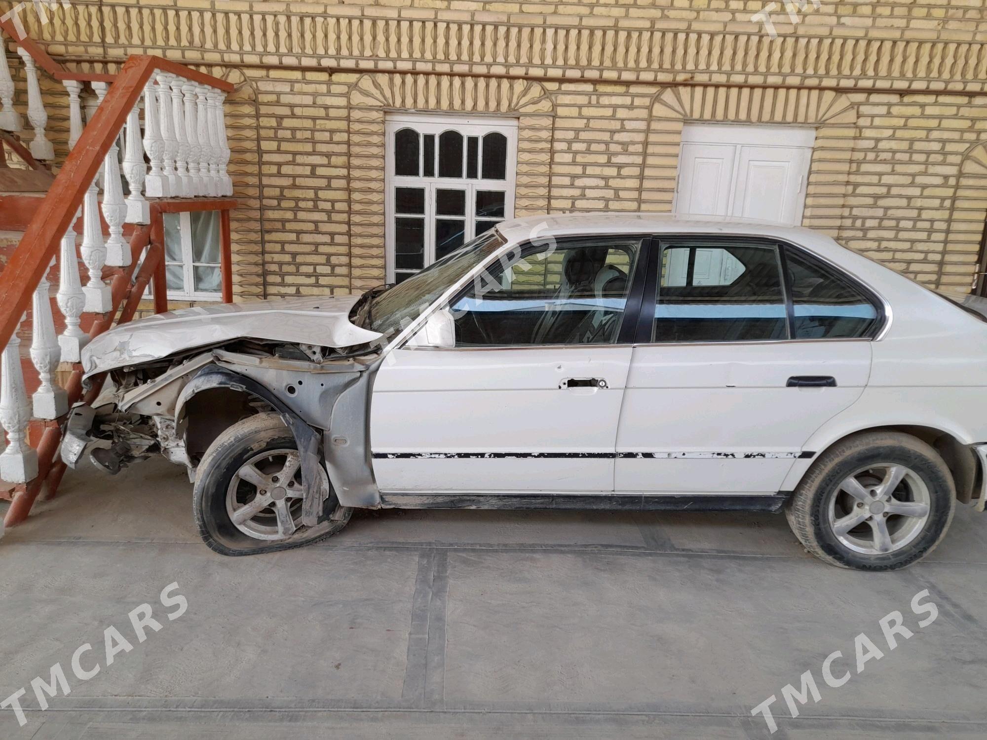 BMW 525 1989 - 13 000 TMT - Векильбазар - img 6