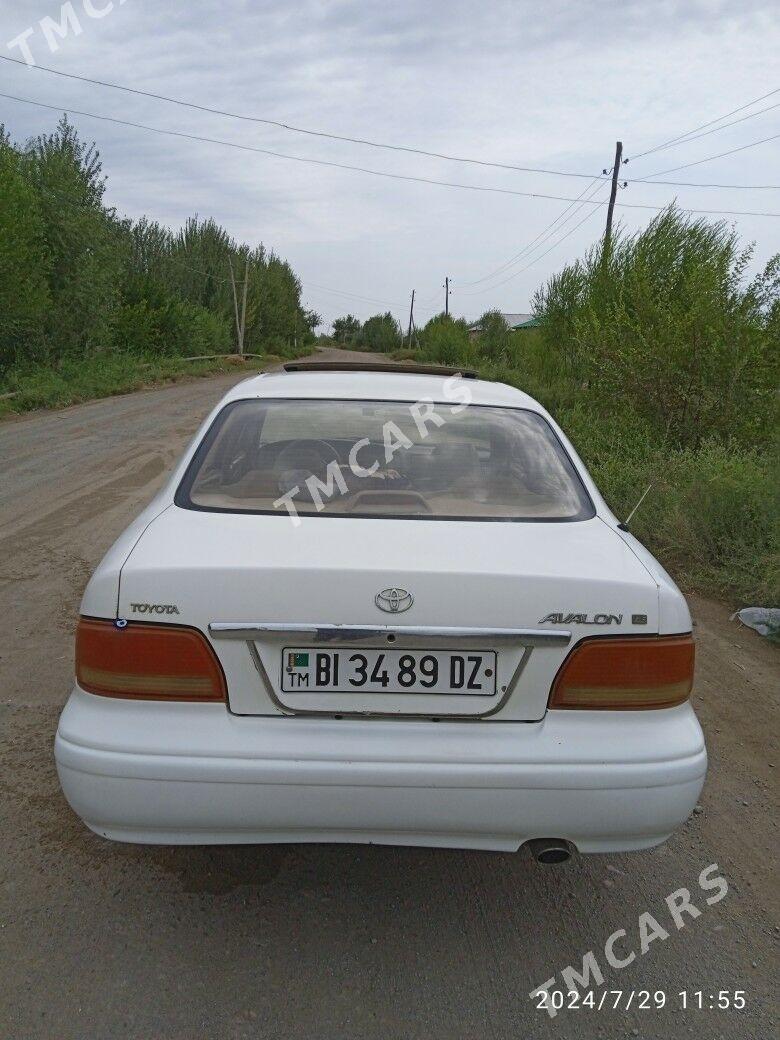 Toyota Avalon 1995 - 80 000 TMT - Köneürgenç - img 3