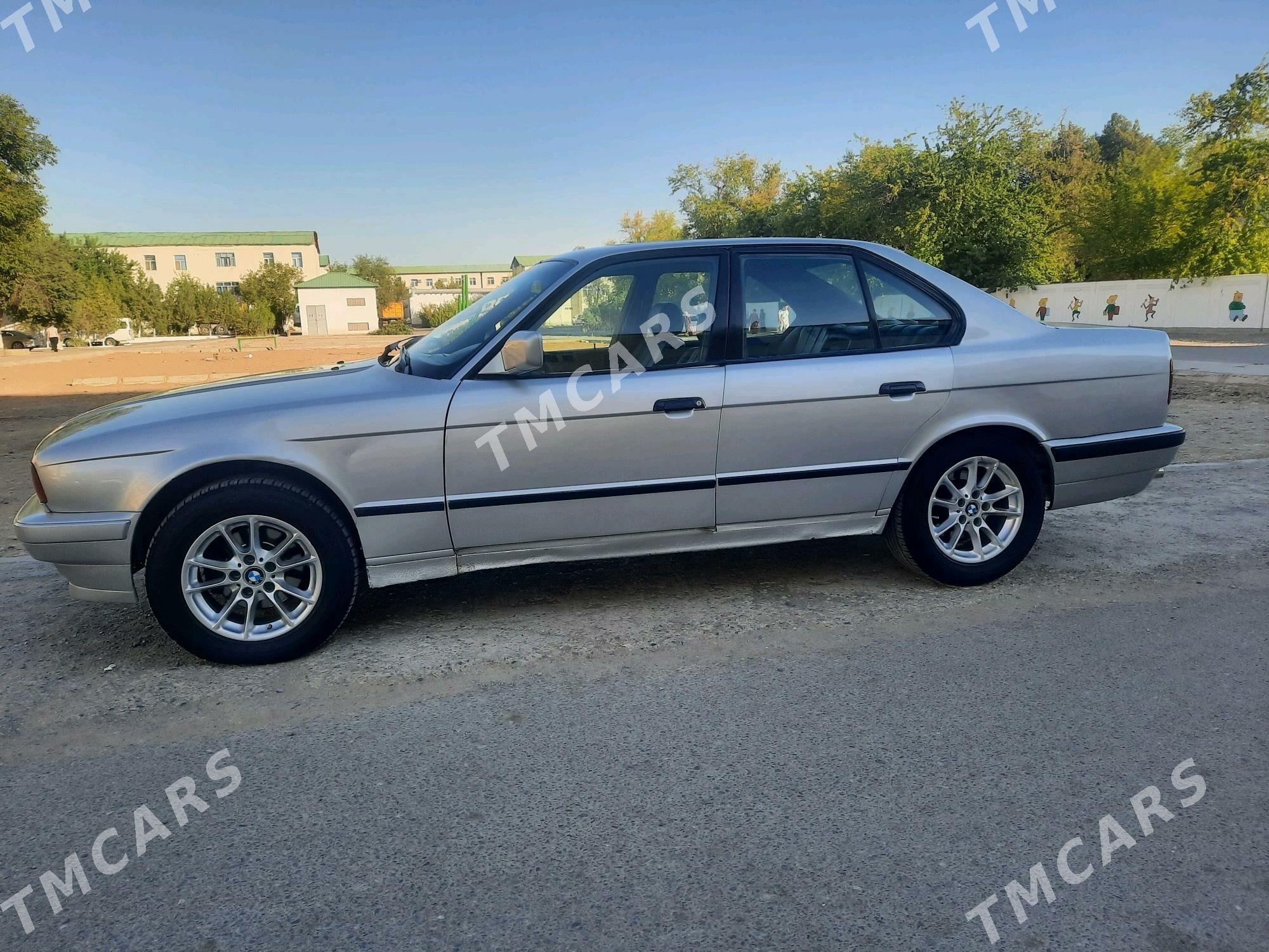 BMW 520 1991 - 50 000 TMT - Büzmeýin - img 3