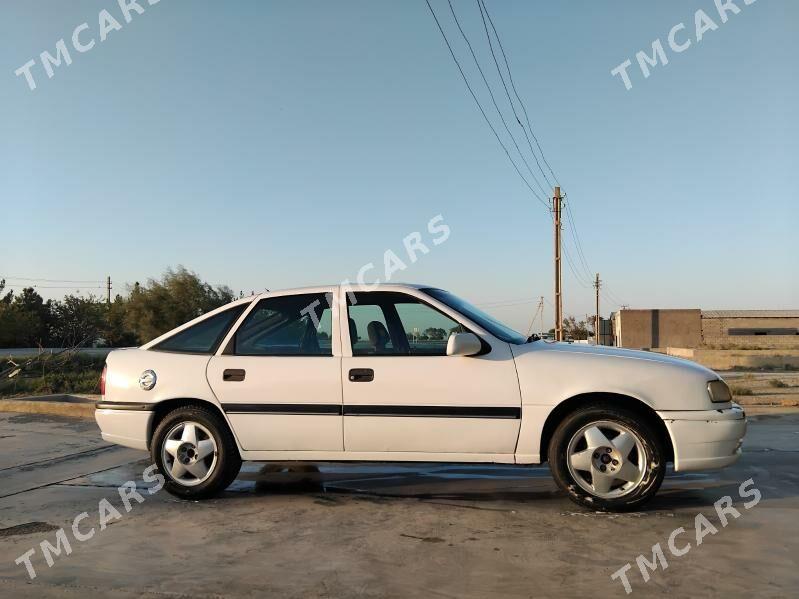 Opel Vectra 1994 - 35 000 TMT - Бахарден - img 7