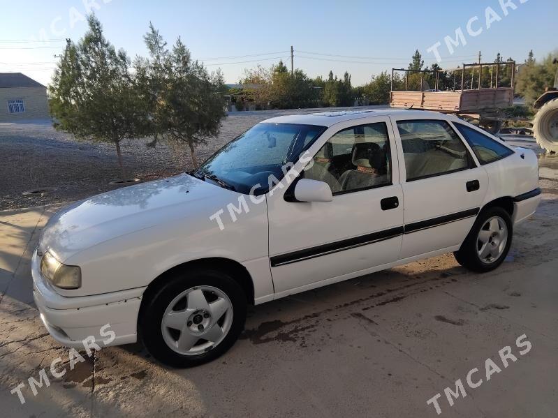 Opel Vectra 1994 - 35 000 TMT - Бахарден - img 3