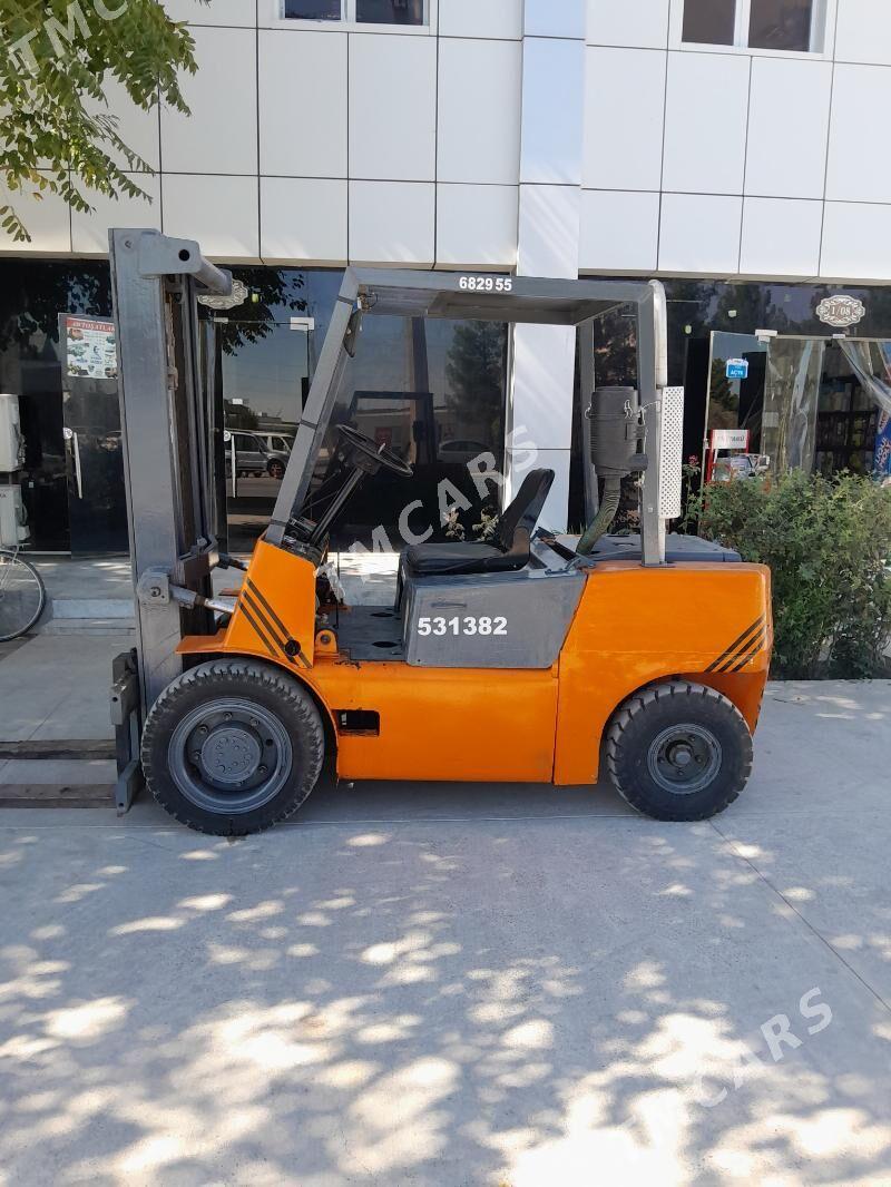 Kara Forklift 2000 - 80 000 TMT - Бедев - img 2