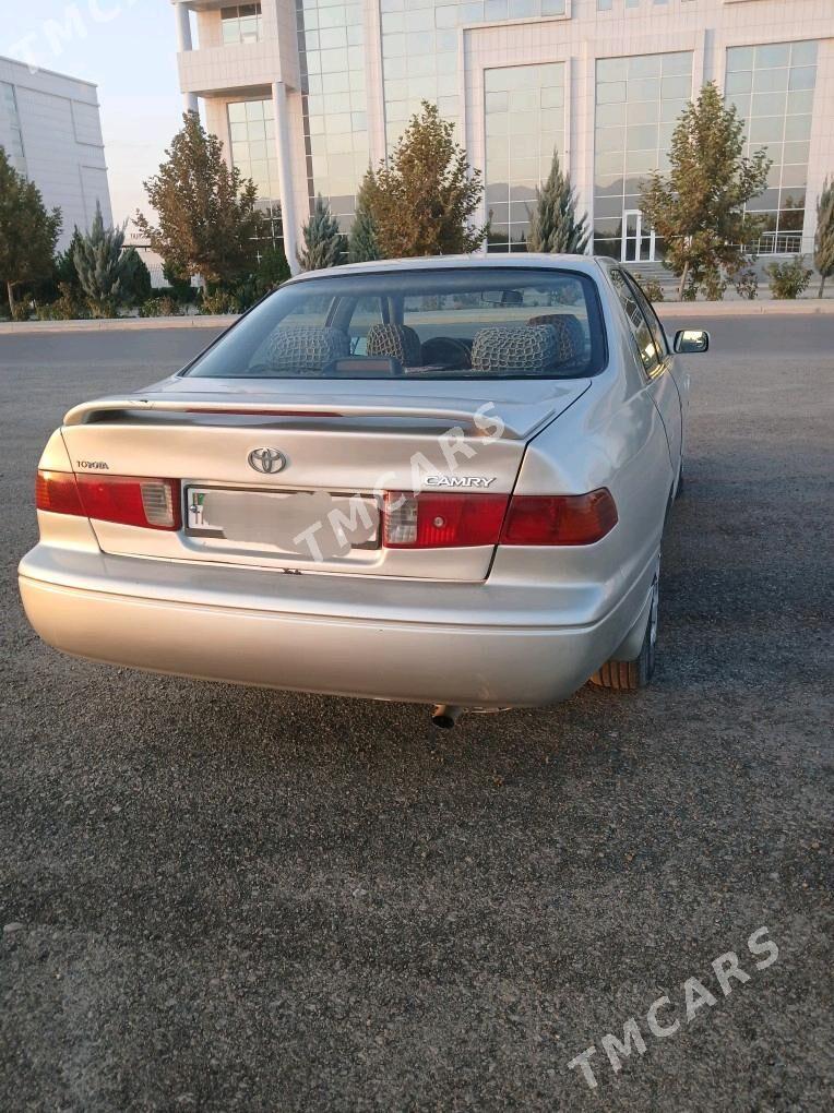 Toyota Camry 2001 - 90 000 TMT - Aşgabat - img 4