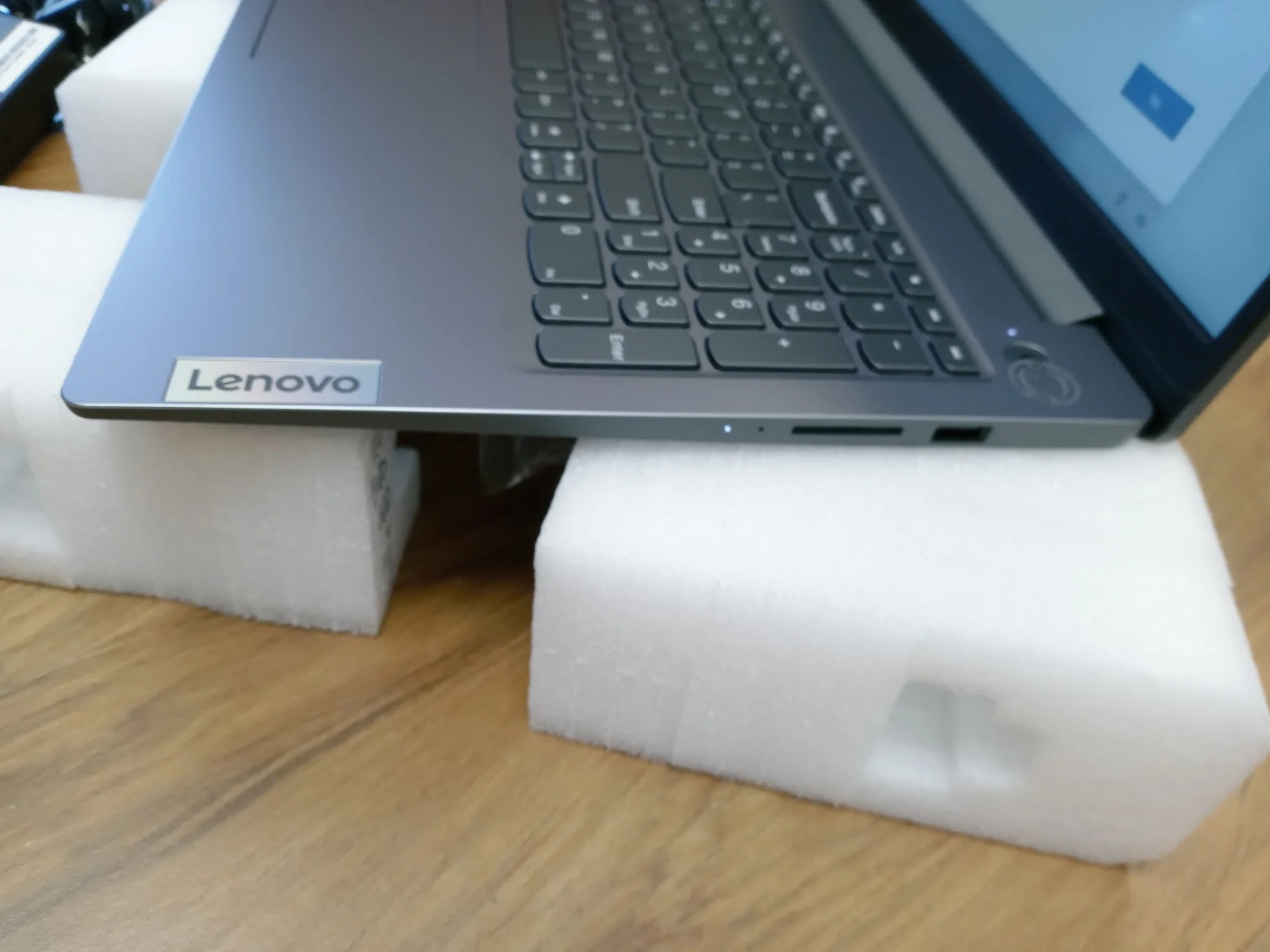 Lenovo i3-13Gen (8GB DDR5) - Aşgabat - img 5