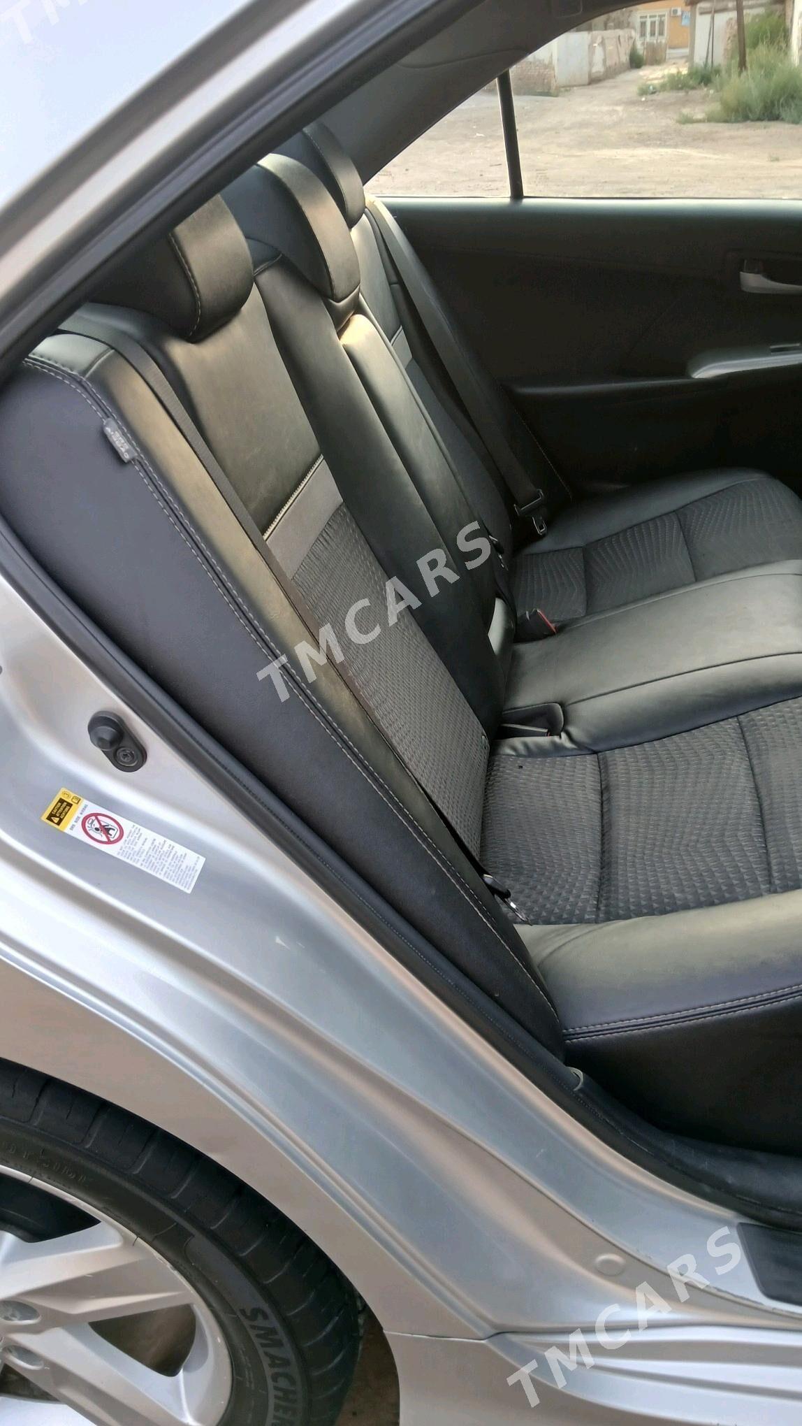 Toyota Camry 2013 - 200 000 TMT - Köneürgenç - img 5