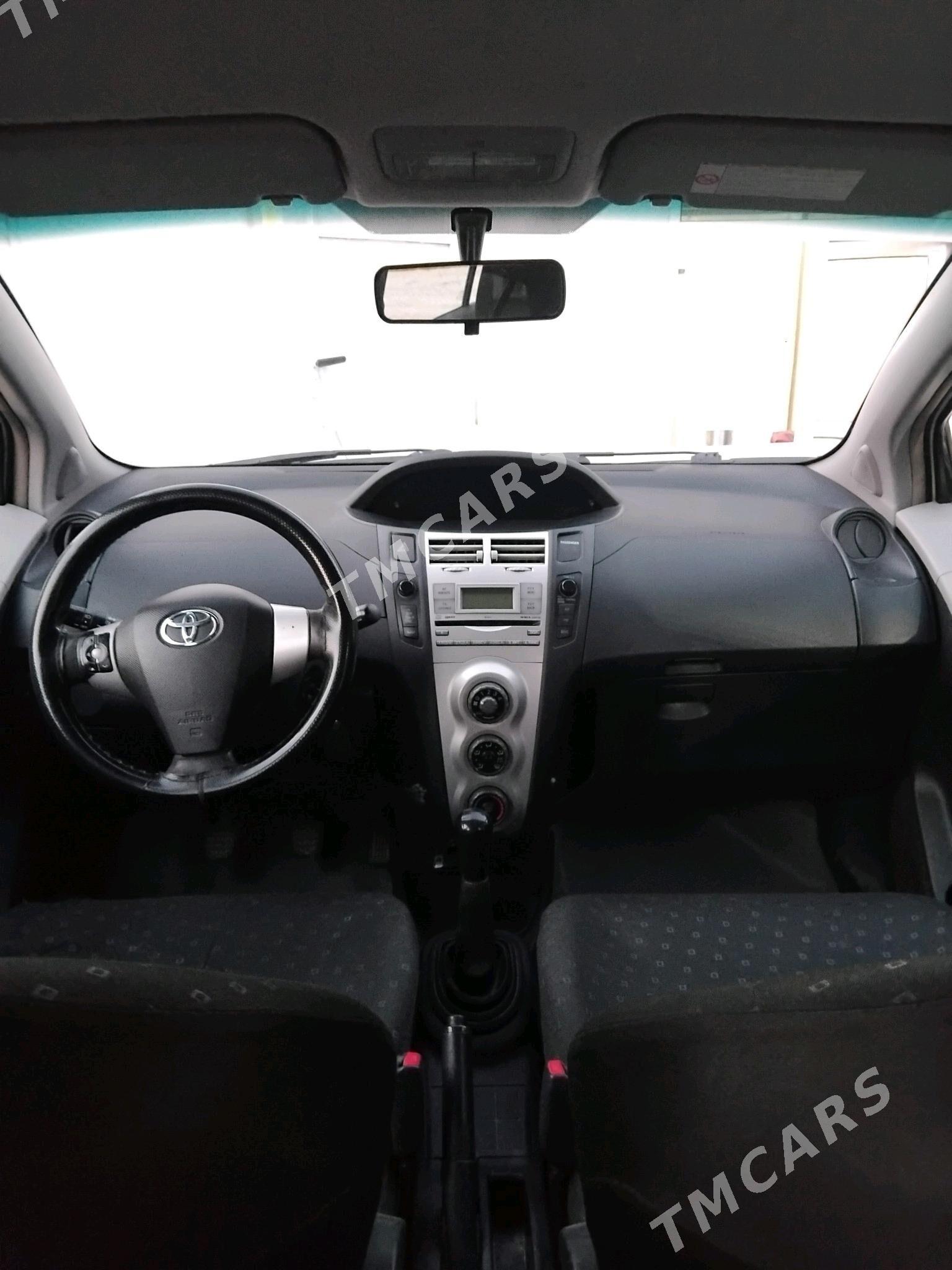 Toyota Yaris 2007 - 75 000 TMT - Дашогуз - img 2