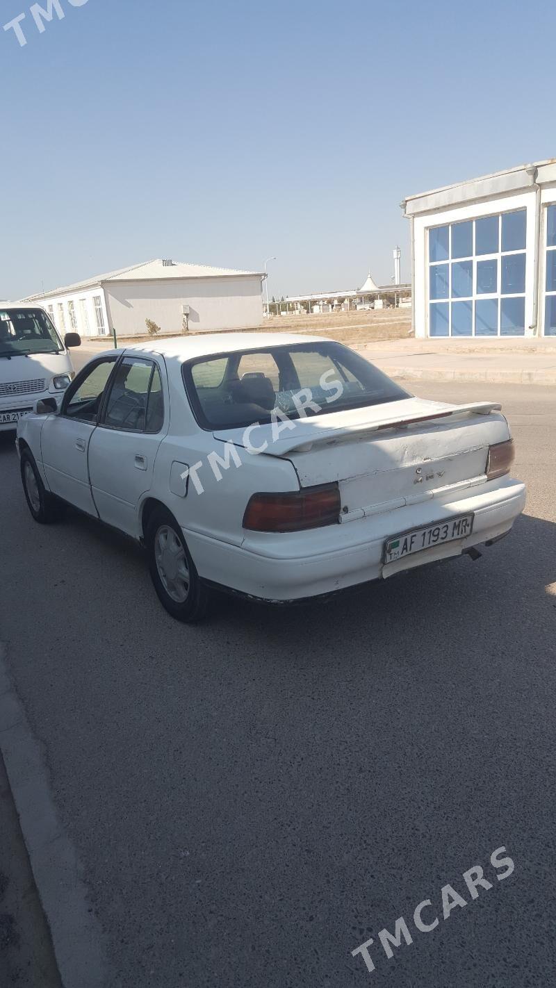 Toyota Camry 1991 - 30 000 TMT - Мары - img 3