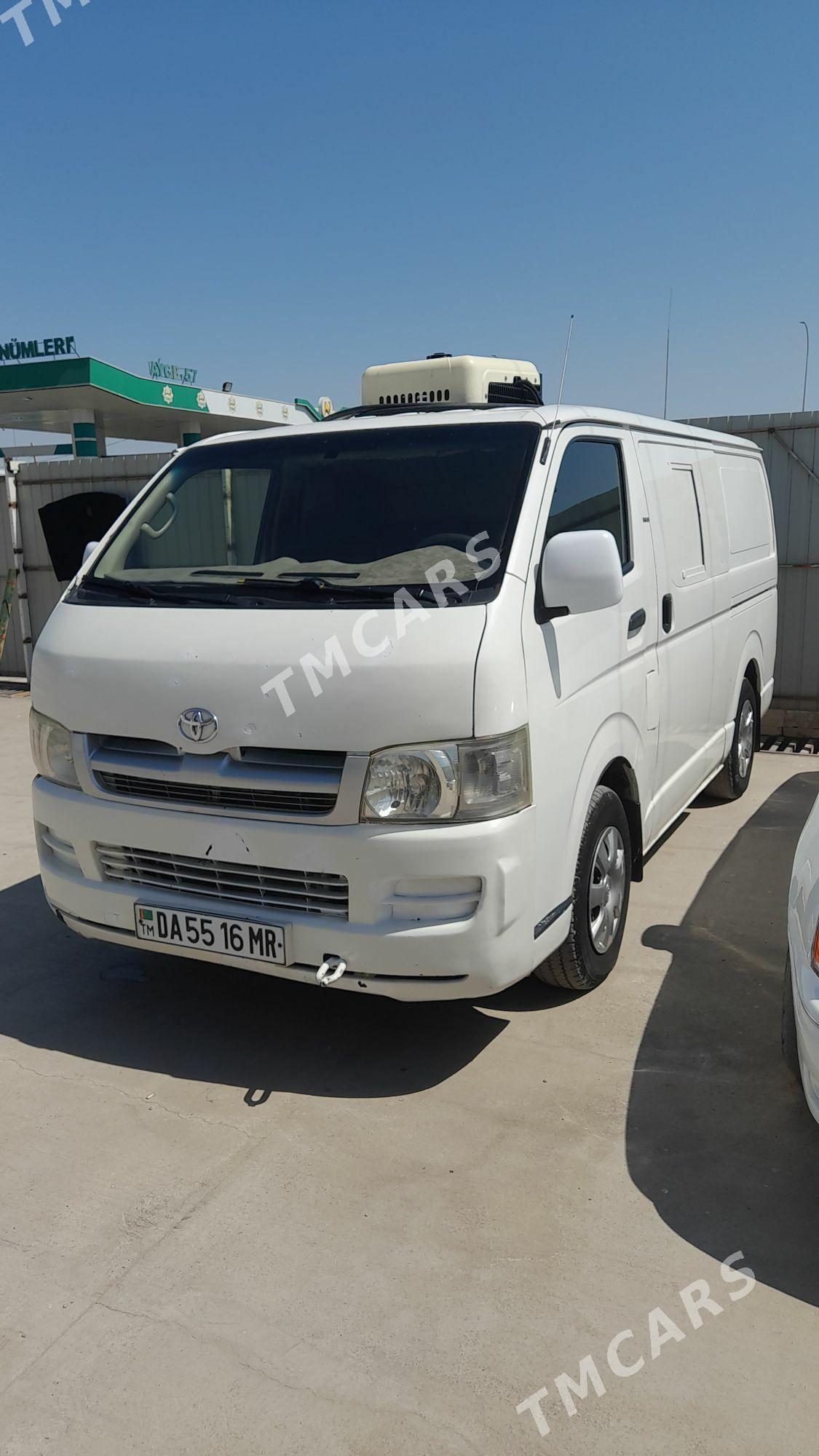 Toyota Hiace 2006 - 170 000 TMT - Мары - img 2