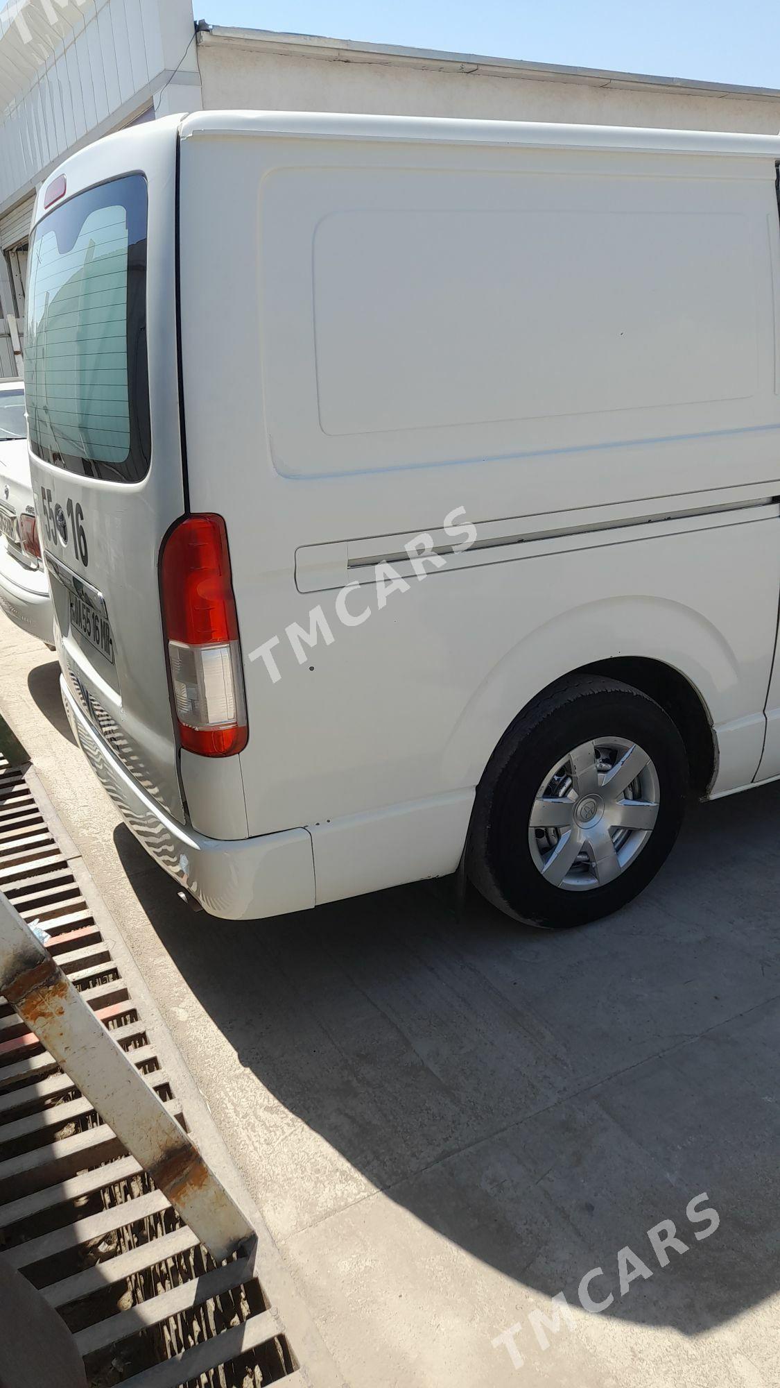 Toyota Hiace 2006 - 170 000 TMT - Mary - img 4