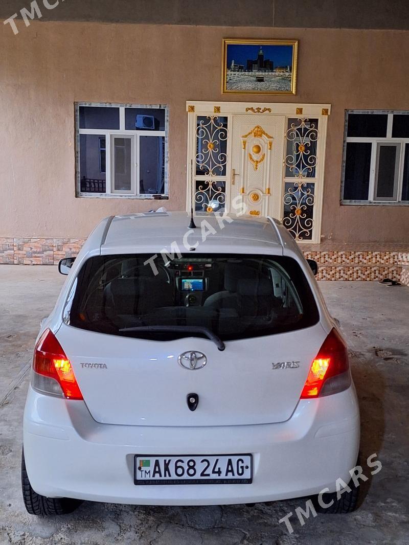 Toyota Yaris 2011 - 120 000 TMT - Aşgabat - img 7