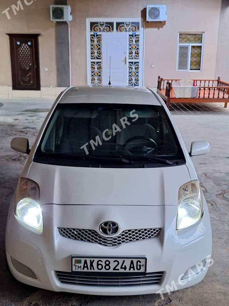 Toyota Yaris 2011 - 120 000 TMT - Ашхабад - img 8