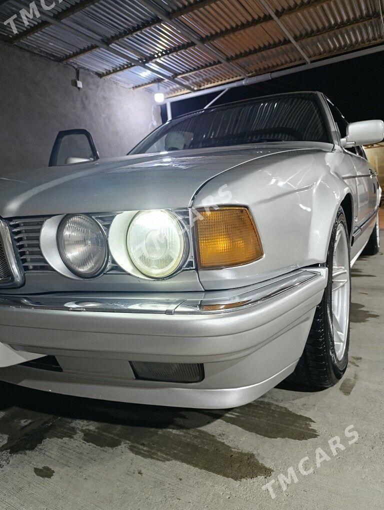 BMW 7 Series 1993 - 35 000 TMT - Sarahs - img 9