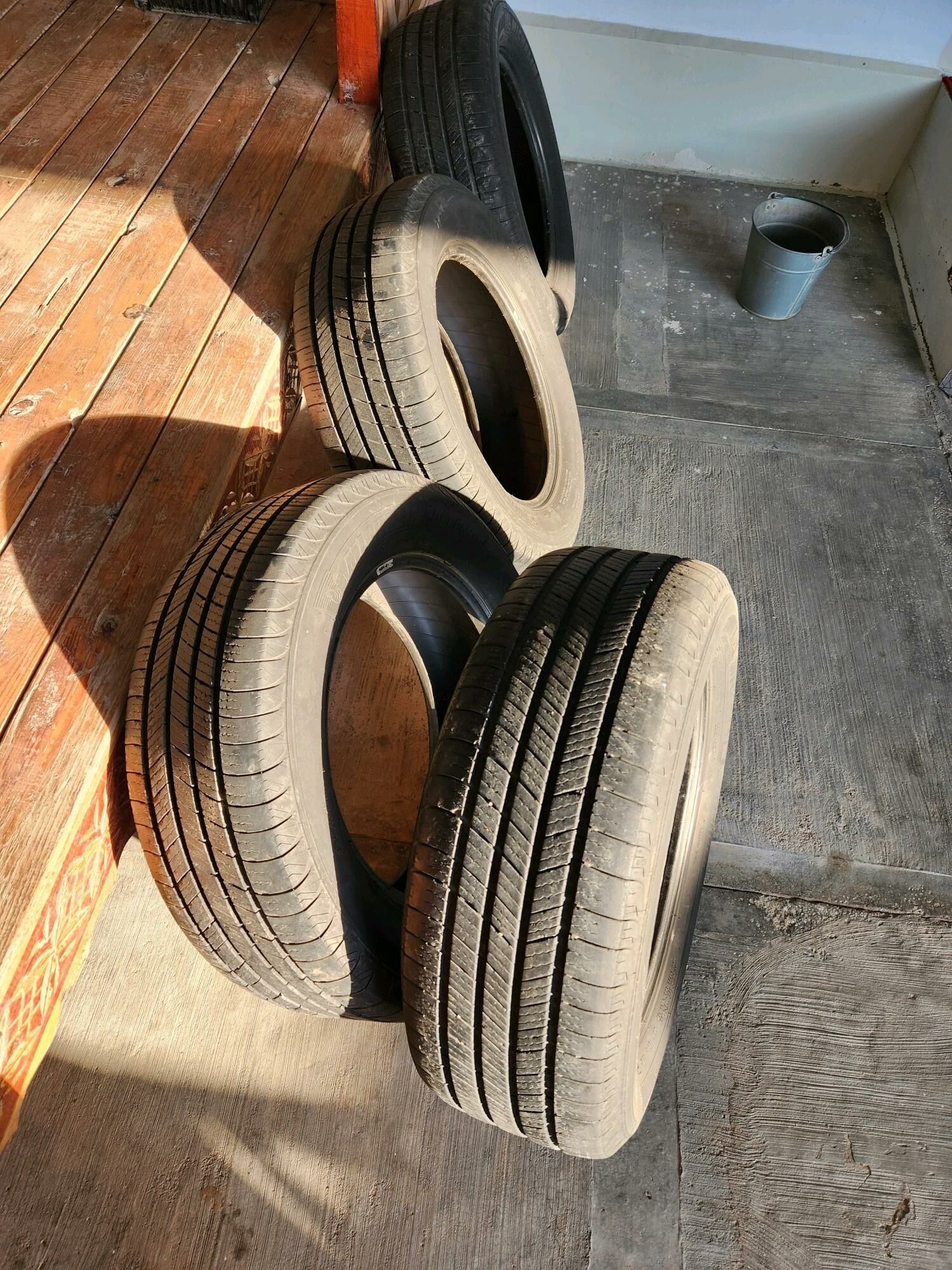 235/60/R17. MICHELIN SIENNA 2 500 TMT - Tejen - img 4