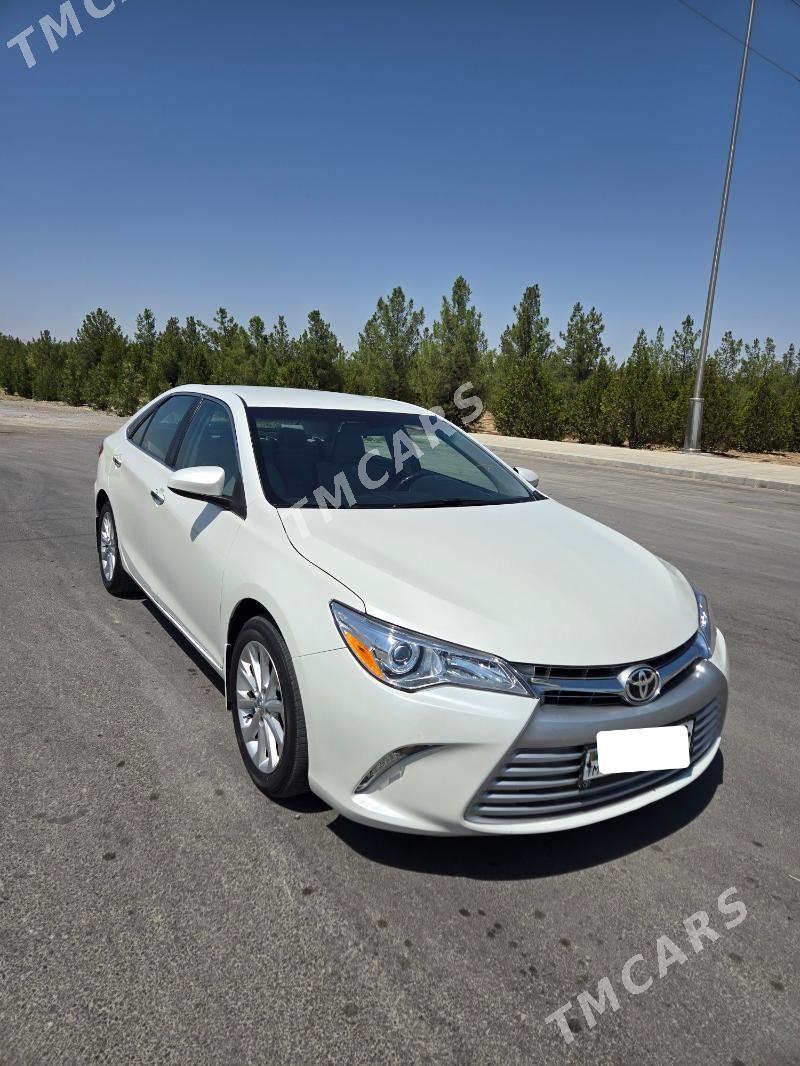 Toyota Camry 2017 - 260 000 TMT - Кëши - img 3