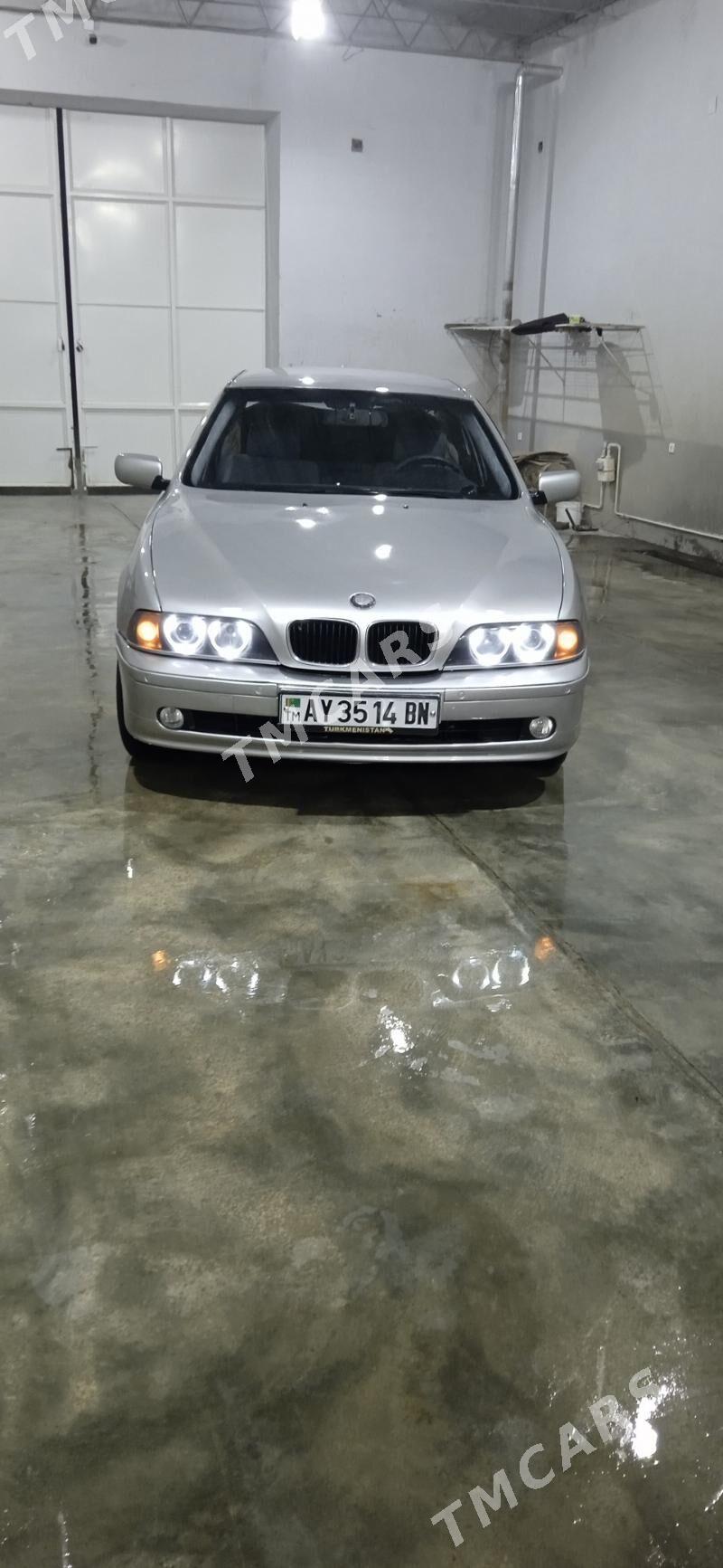 BMW E39 2000 - 70 000 TMT - Gyzylarbat - img 2