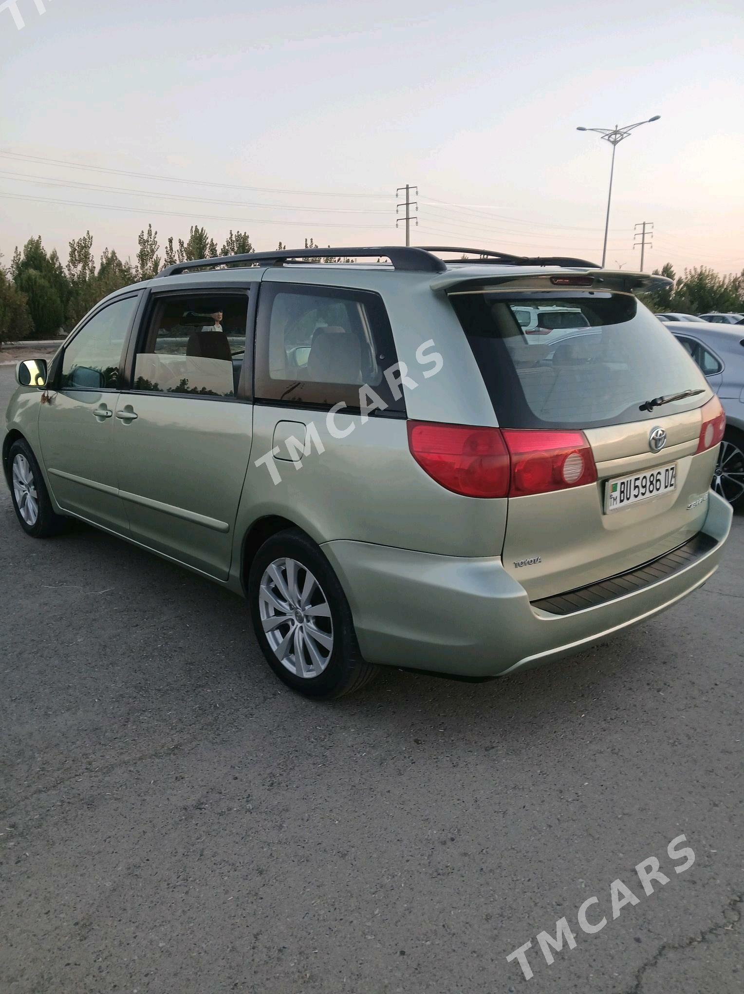 Toyota Sienna 2008 - 200 000 TMT - Шабатский этрап - img 4