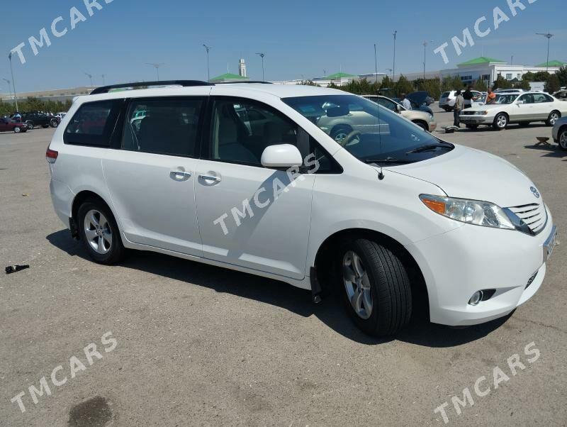 Toyota Sienna 2011 - 245 000 TMT - Гурбансолтан Едже - img 2