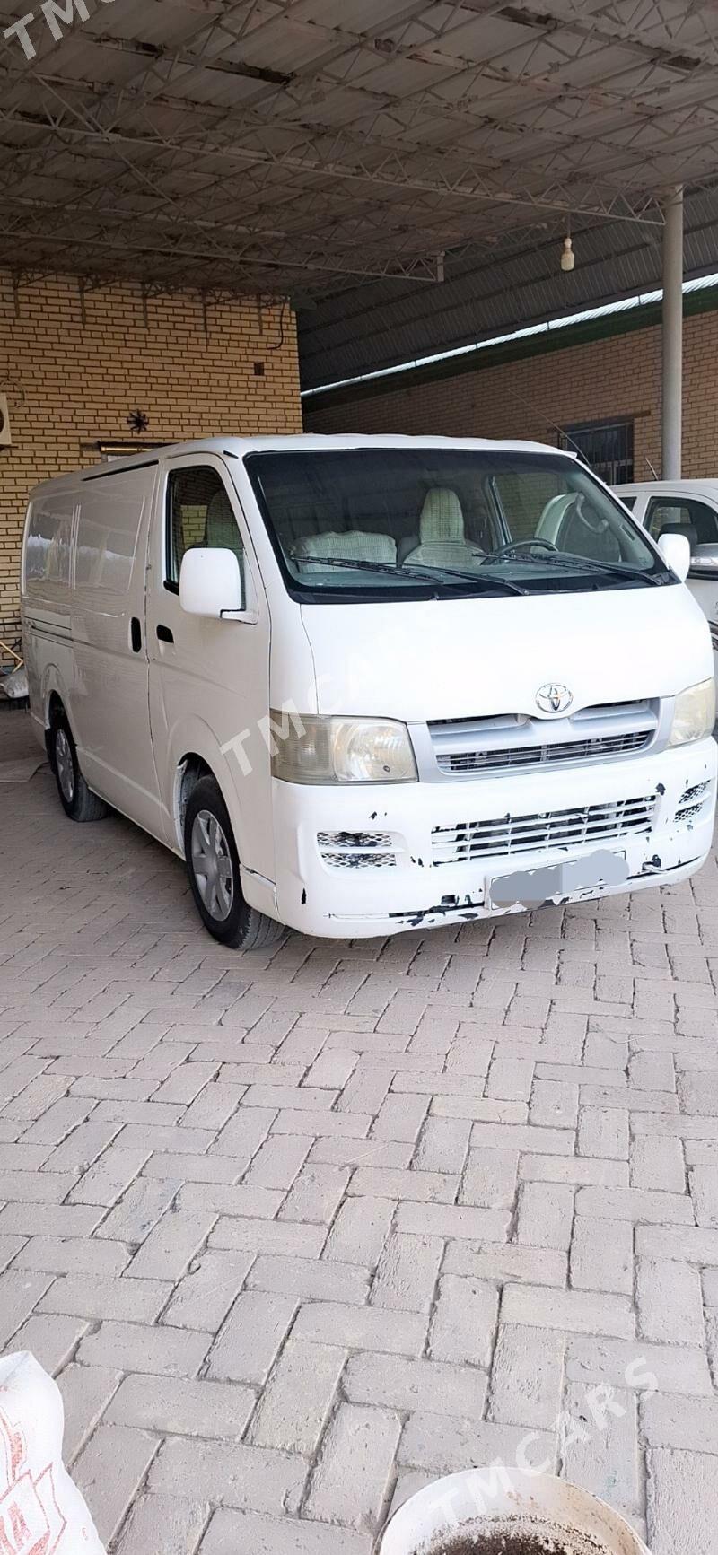 Toyota Hiace 2006 - 160 000 TMT - Халач - img 2