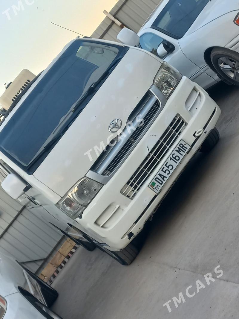 Toyota Hiace 2009 - 160 000 TMT - Мары - img 2