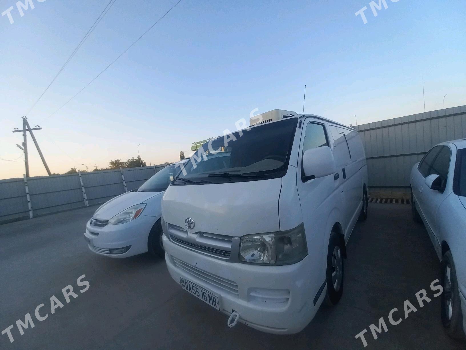 Toyota Hiace 2009 - 160 000 TMT - Mary - img 3