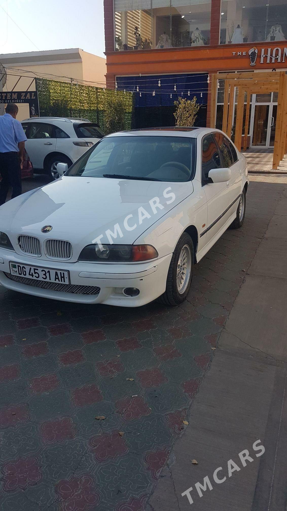 BMW 528 1999 - 78 000 TMT - Mary - img 2