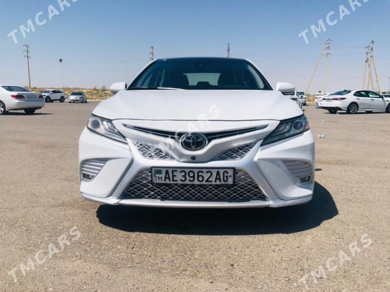 Toyota Camry 2018 - 333 200 TMT - Ашхабад - img 5