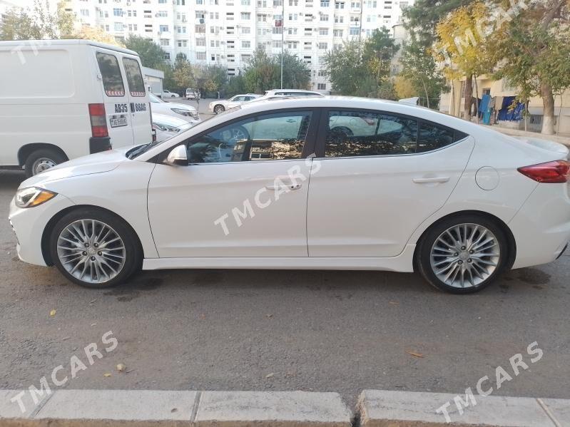 Hyundai Elantra 2018 - 245 000 TMT - Aşgabat - img 4