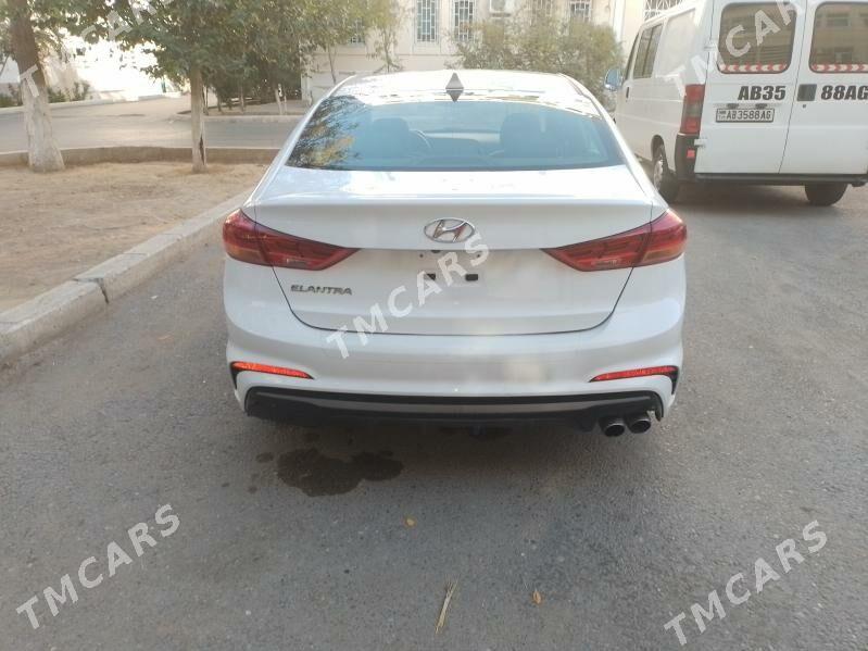 Hyundai Elantra 2018 - 245 000 TMT - Ашхабад - img 2