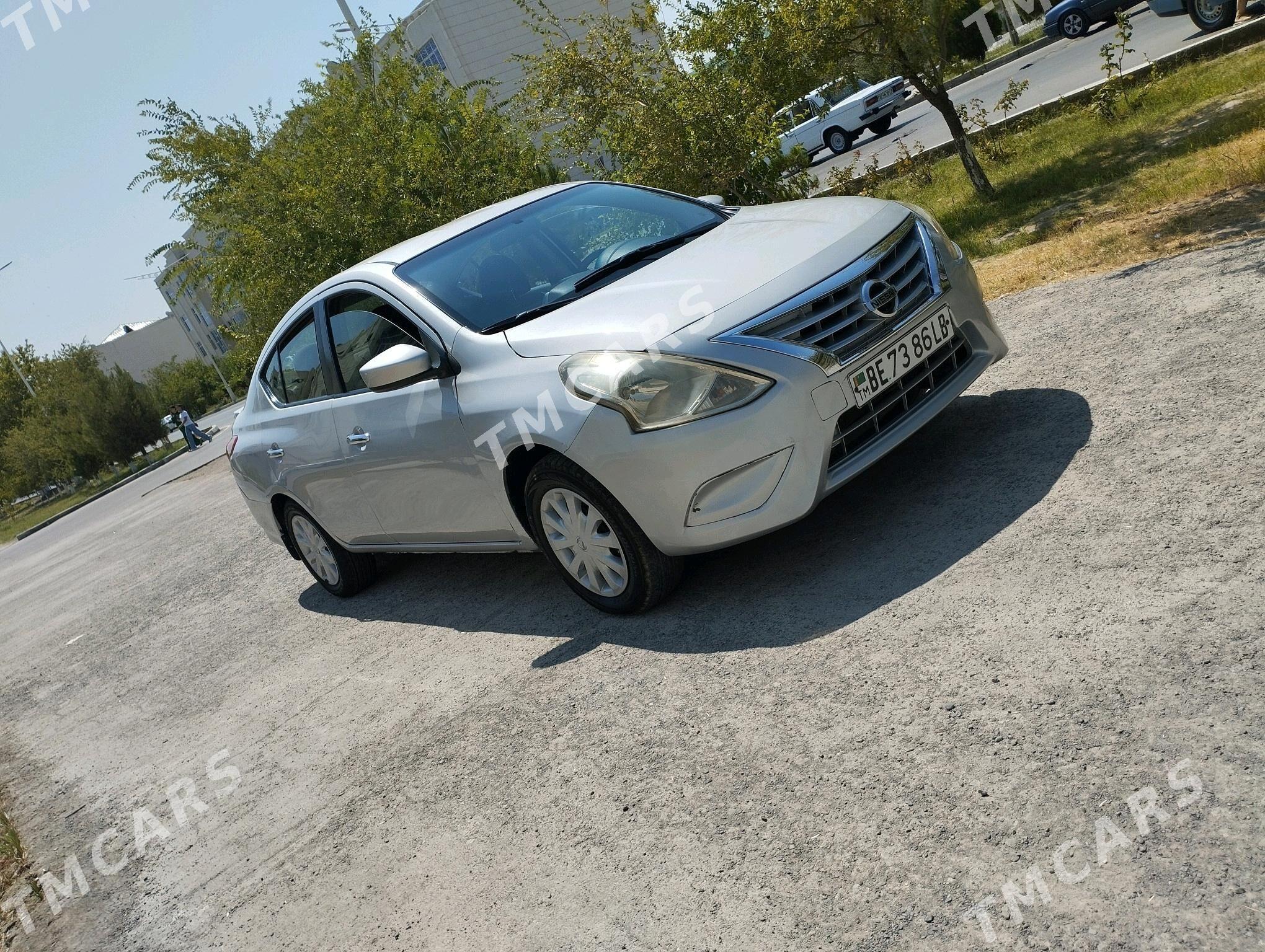 Nissan Versa 2015 - 100 000 TMT - Türkmenabat - img 8