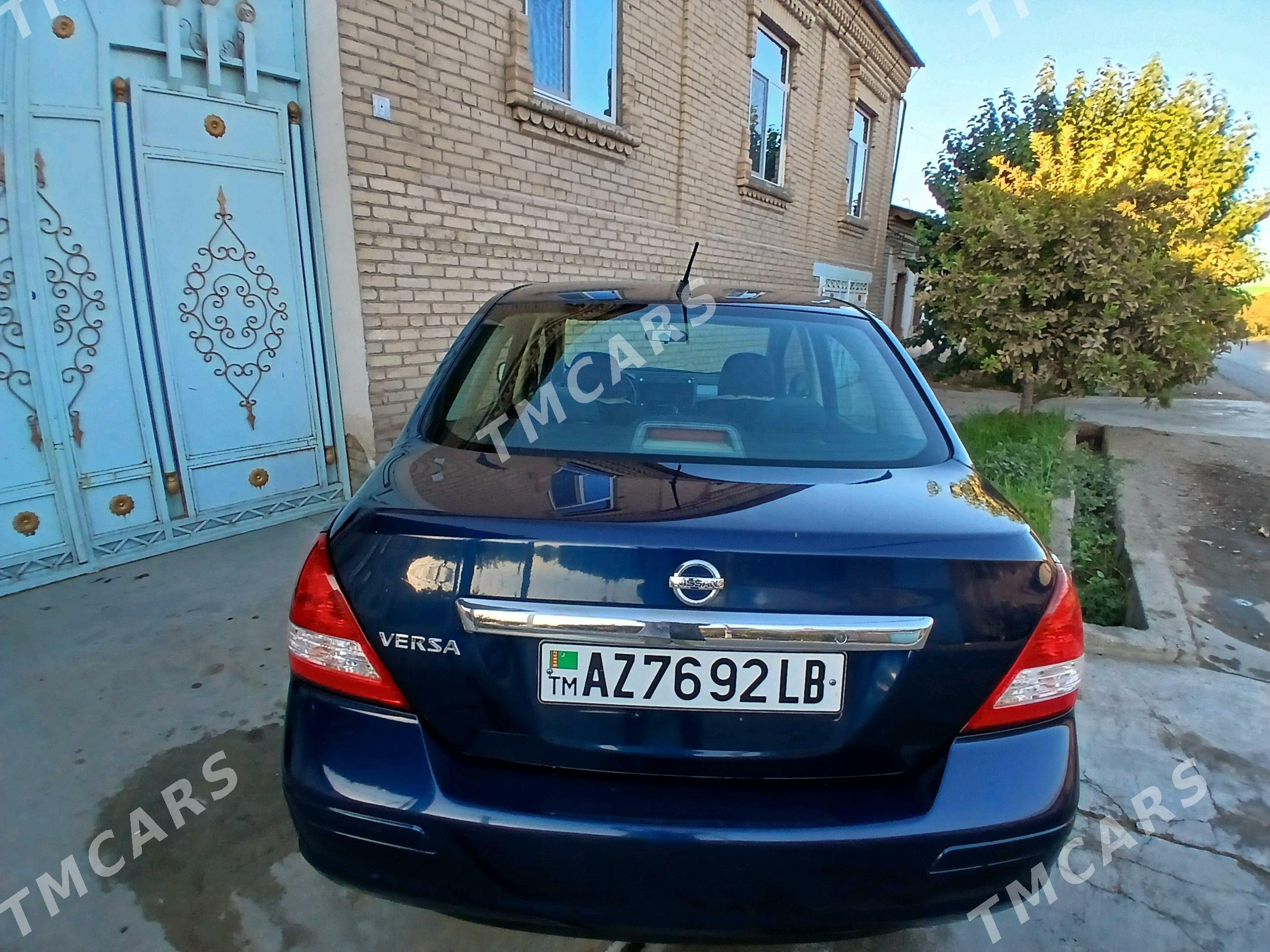 Nissan Versa 2010 - 85 000 TMT - Туркменабат - img 2