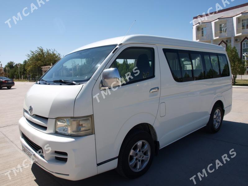 Toyota Hiace 2007 - 220 000 TMT - Мары - img 4